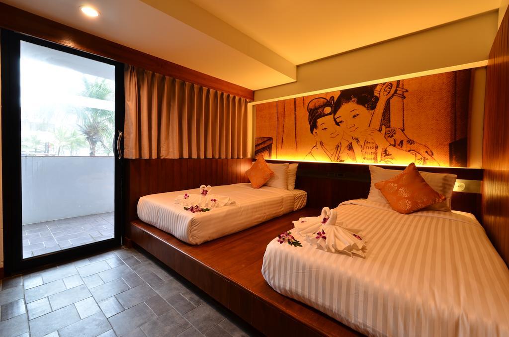 Lap Roi Karon Beachfront By Shanaya Exterior foto