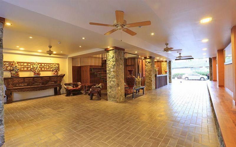 Lap Roi Karon Beachfront By Shanaya Exterior foto