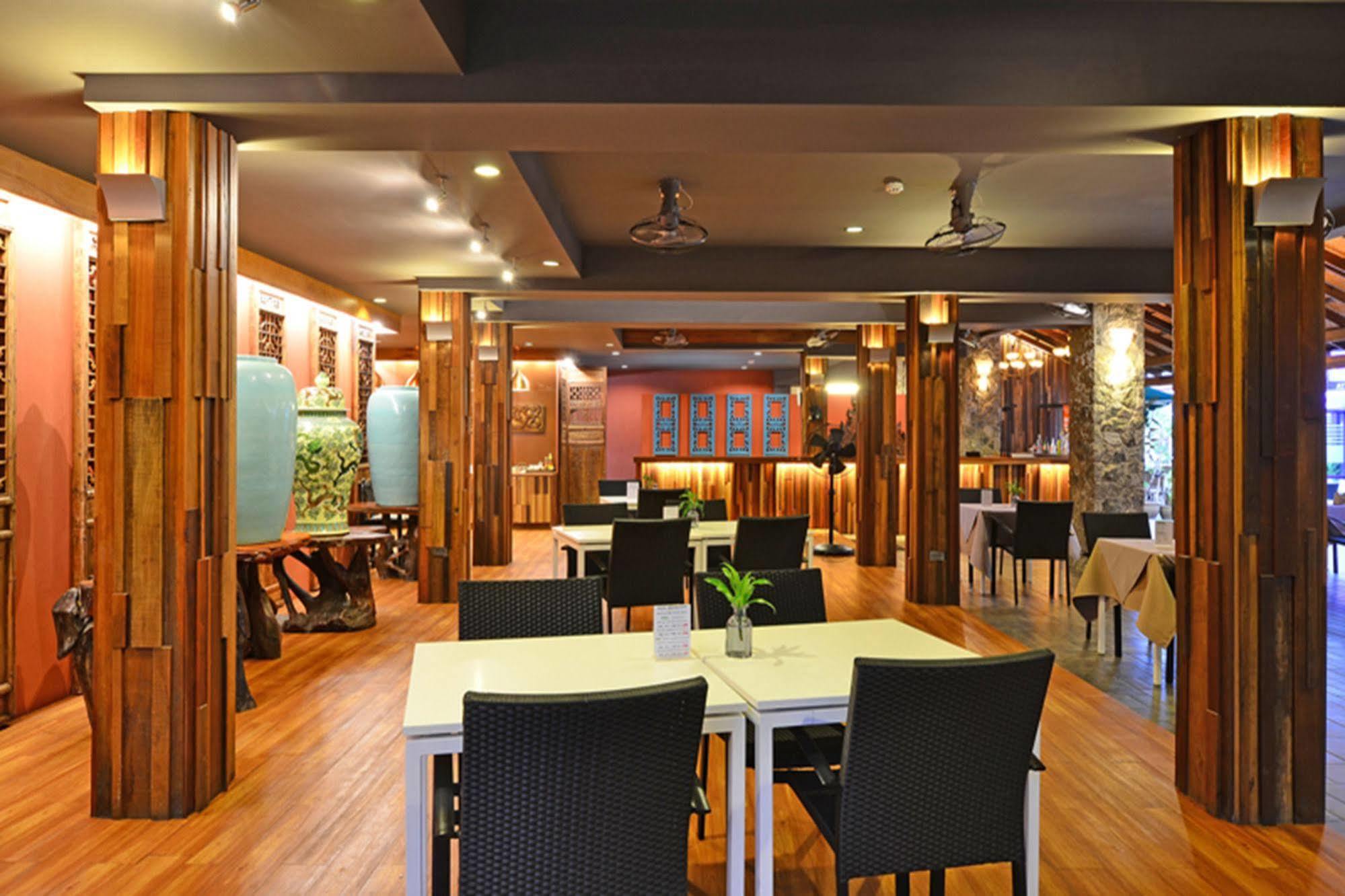 Lap Roi Karon Beachfront By Shanaya Exterior foto