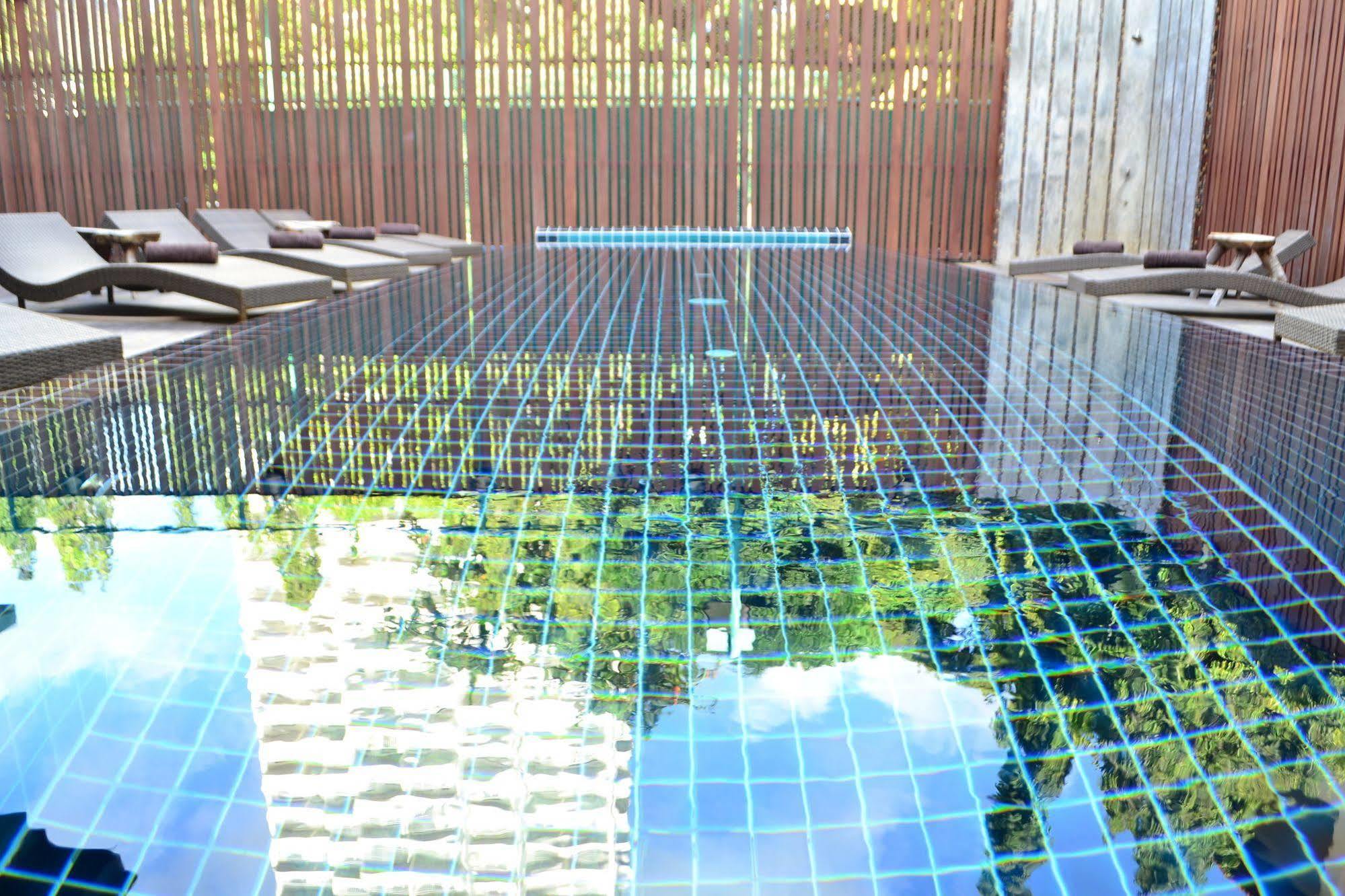 Lap Roi Karon Beachfront By Shanaya Exterior foto